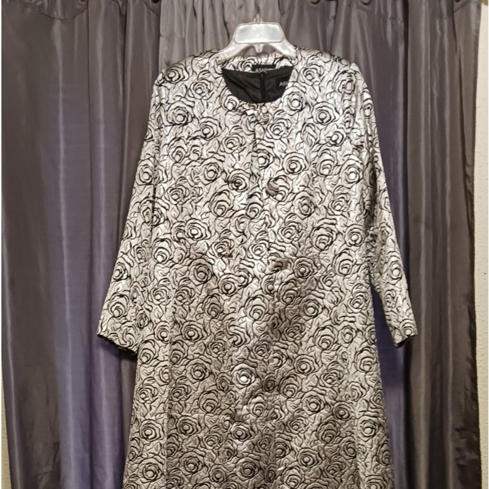 Listing is a jacket and dress